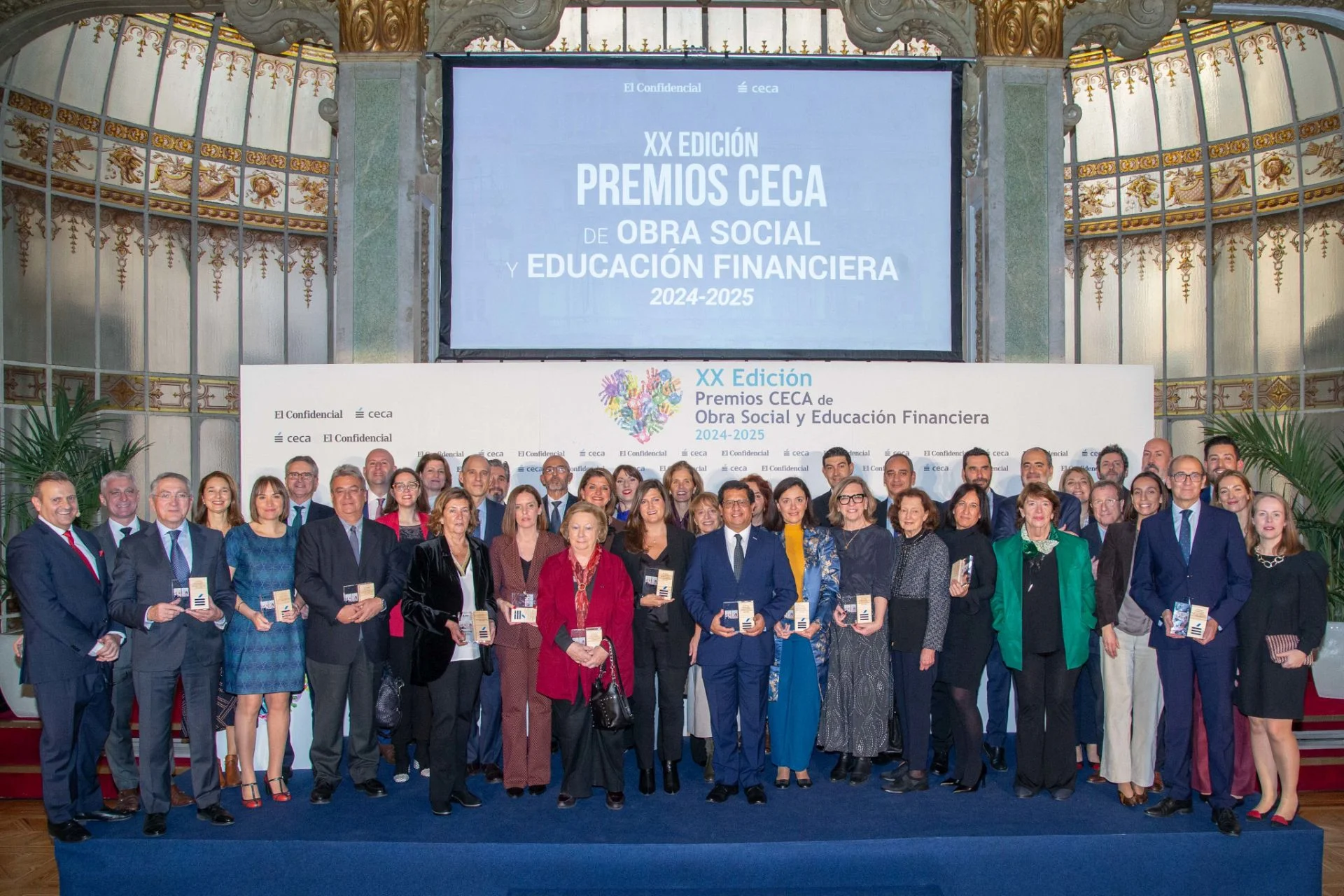 Edufinet, reconocido con dos Premios CECA por su hackathon financiero para jóvenes y por su ciclo de conferencias de 'Educación financiera y deporte'