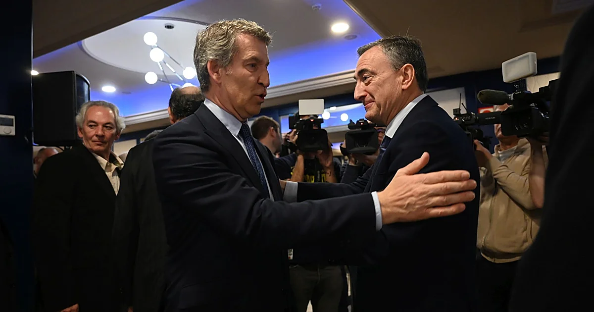Feijóo no moverá ficha con PNV y Junts convencido de que Sánchez se cocerá en su salsa