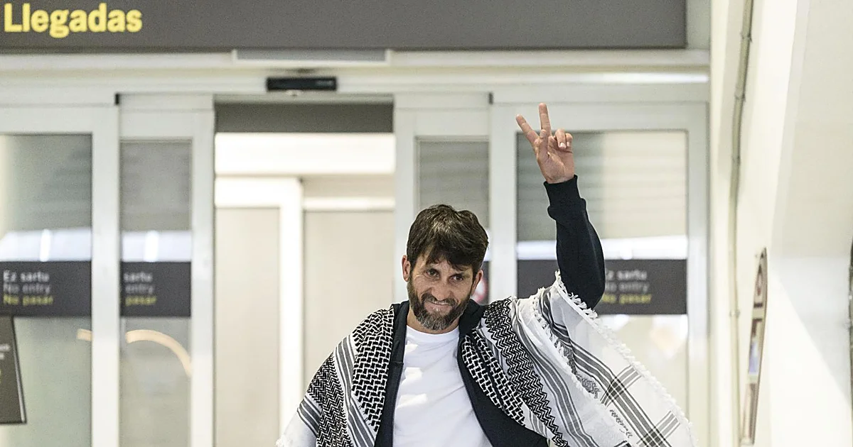 «Hay gente con la cara reventada y costillas rotas», advierte el vitoriano de la flotilla