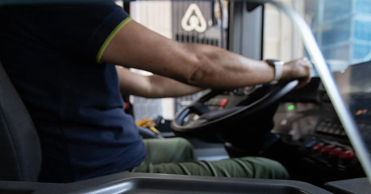 Multa de 3.000 euros a una empresa de transportes de Málaga por revelar datos bancarios de un cliente
