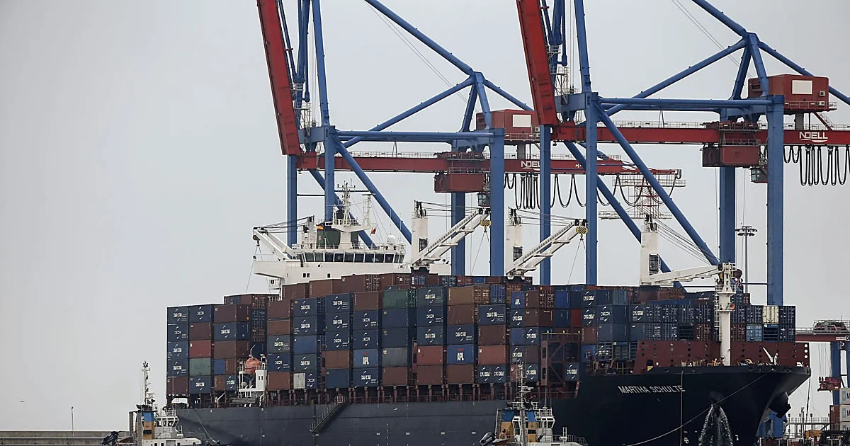 El tráfico de contenedores en el puerto de Málaga se multiplica por nueve
