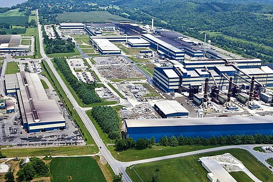Acerinox baraja sacar a Bolsa en Estados Unidos su negocio americano