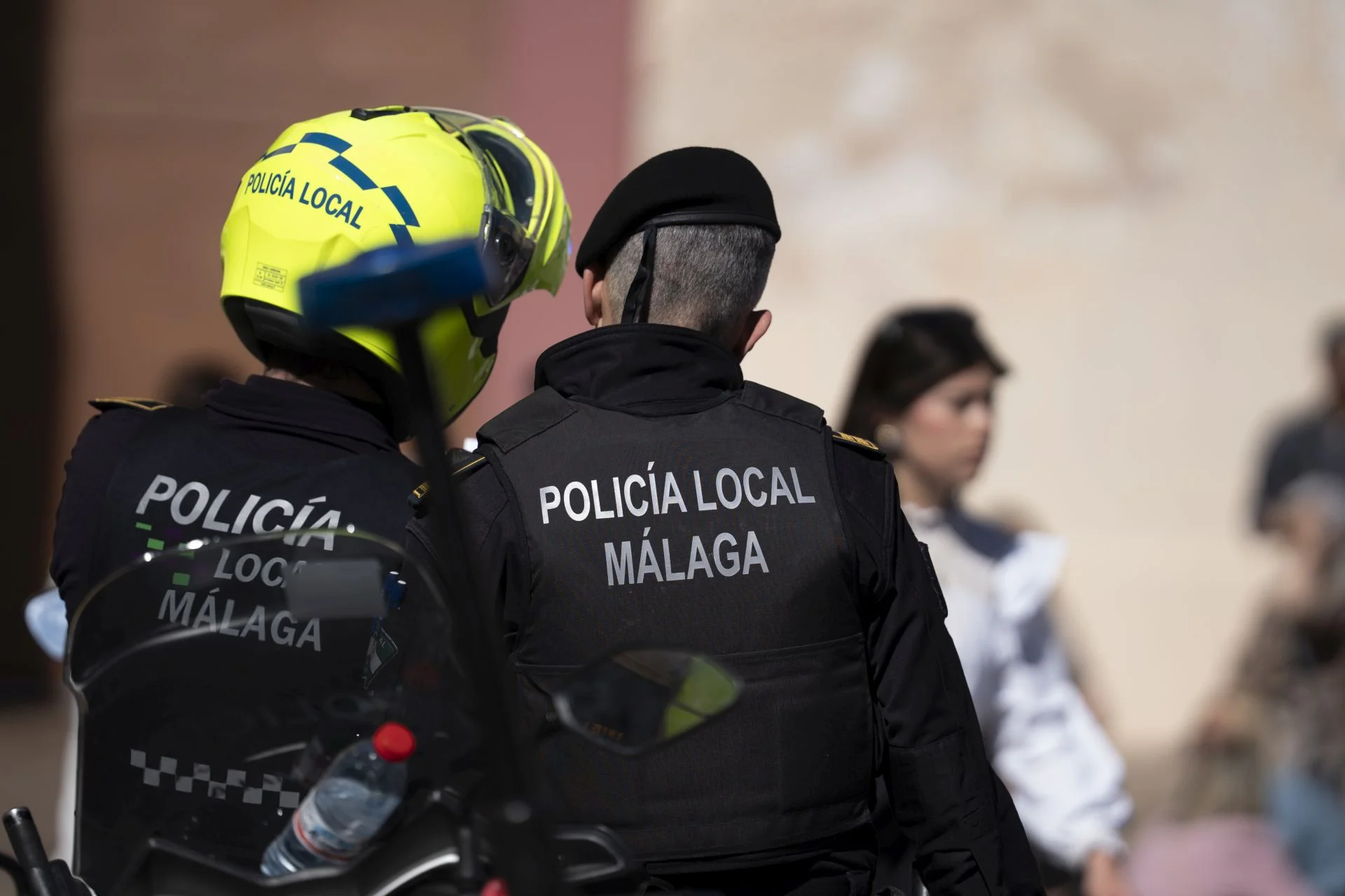El Ayuntamiento de Málaga denuncia el robo de material de alumbrado público en varias calles