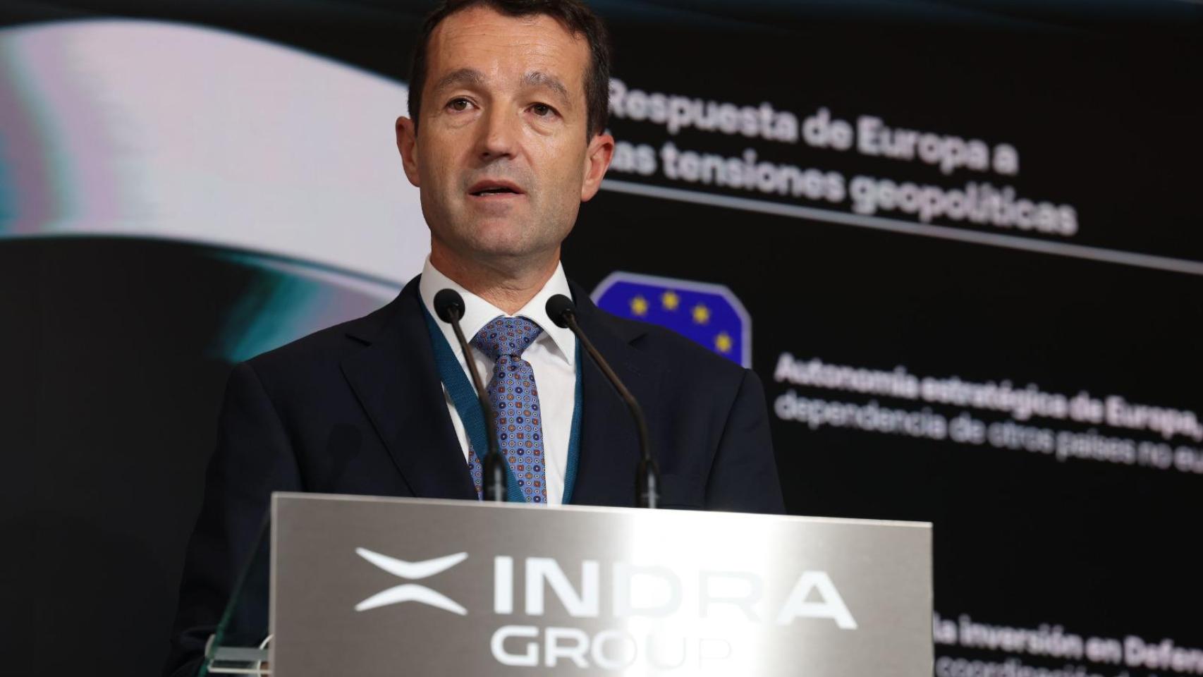Escribano pacta con el Gobierno abandonar Indra para desbloquear la compra de EM&E por 1.500 millones
