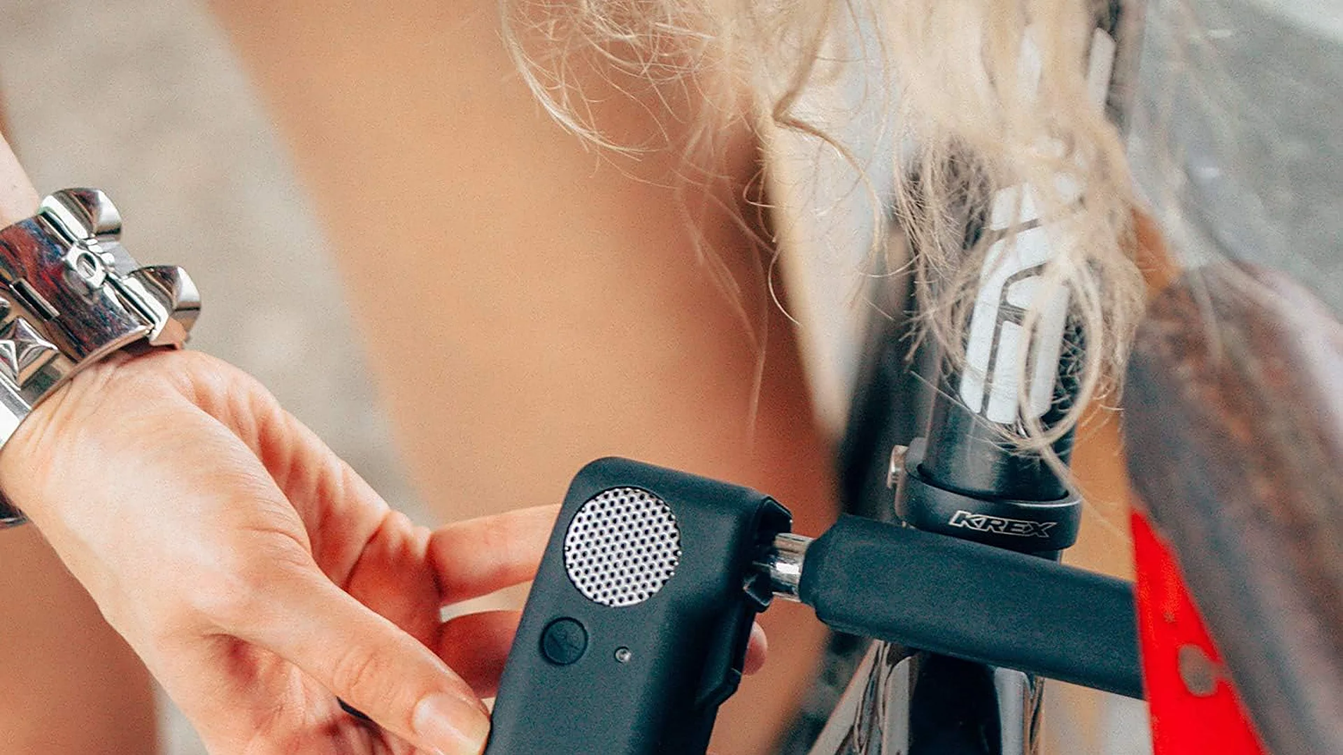 Los mejores candados con alarma para bicis, motos y patinetes