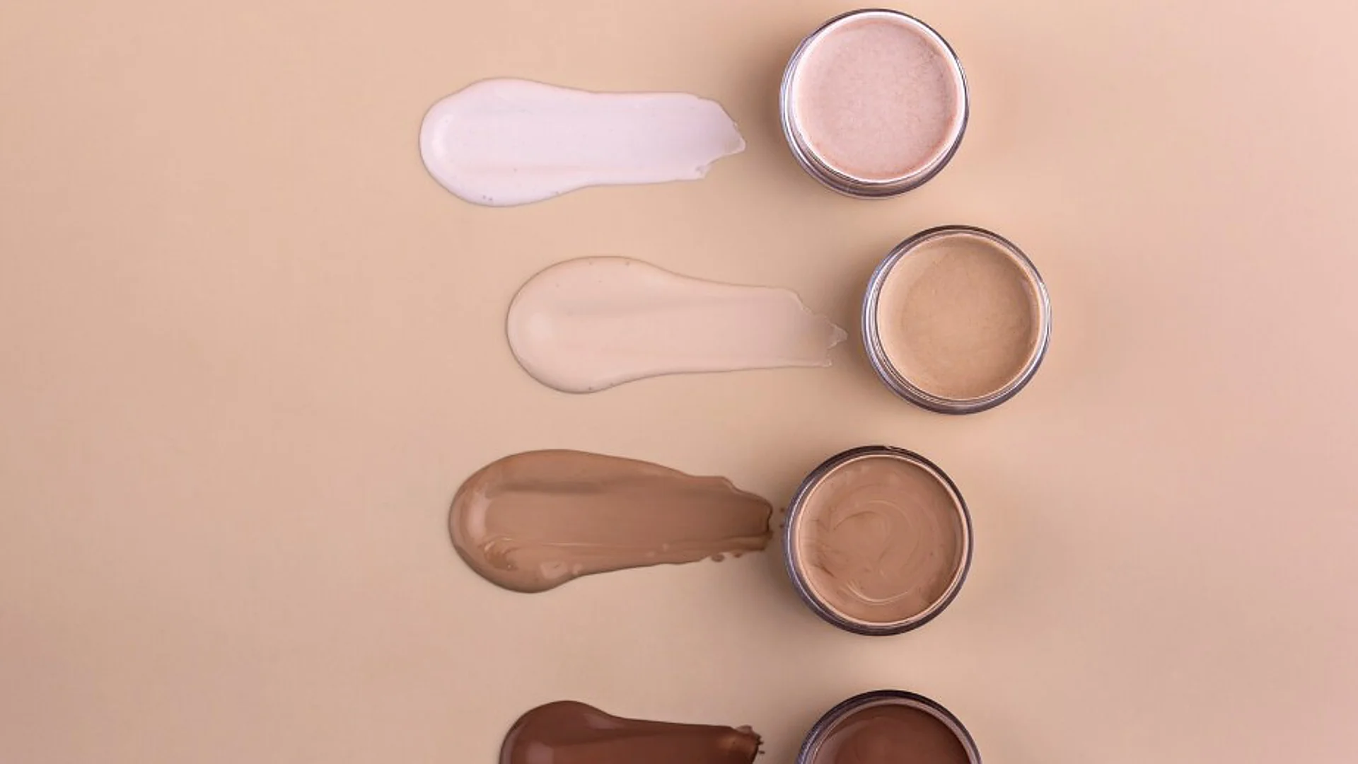 Las mejores bases de maquillaje hidratantes con ácido hialurónico para efecto buena cara
