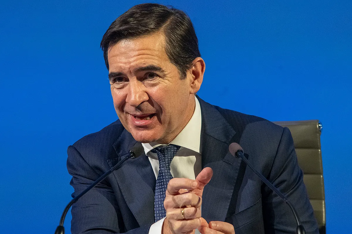 BBVA responde a los neobancos en México con un alza de la cuota a niveles históricos