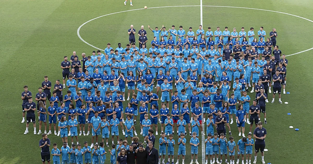 Las categorías inferiores del Málaga, protagonistas en el duelo ante el Sporting