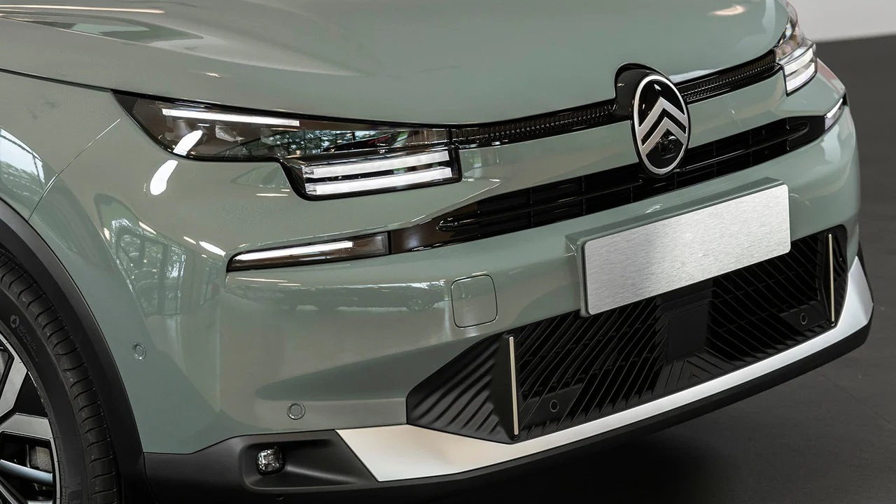 Mientras todos miran los MG y Dacia baratos, Citroën se cuela en la pelea con su Made in Spain con 8.000 € de rebaja y etiqueta ECO