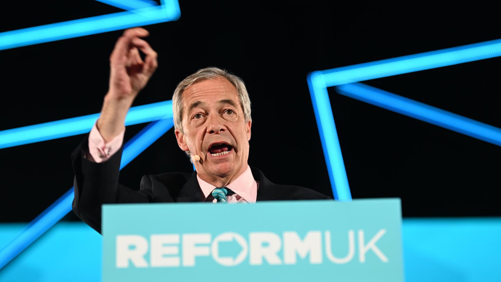 El resurgir de Farage, el 'padre del Brexit', en las elecciones de Escocia y Gales: aspira a superar a laboristas y 'tories'