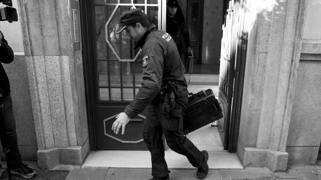El PSOE y Sumar se sublevan contra el Estado de derecho tras la imputación de Zapatero