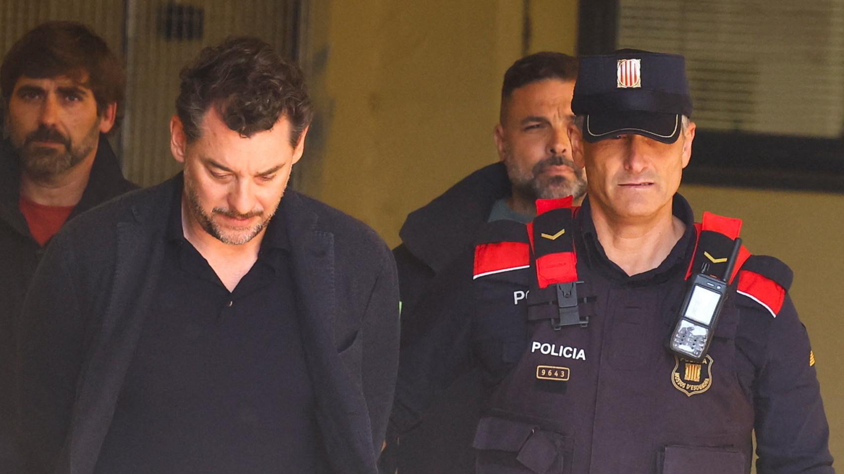Una "mala relación" fruto de una "obsesión por el dinero": el móvil que llevó a Jonathan Andic a matar a su padre, según la jueza