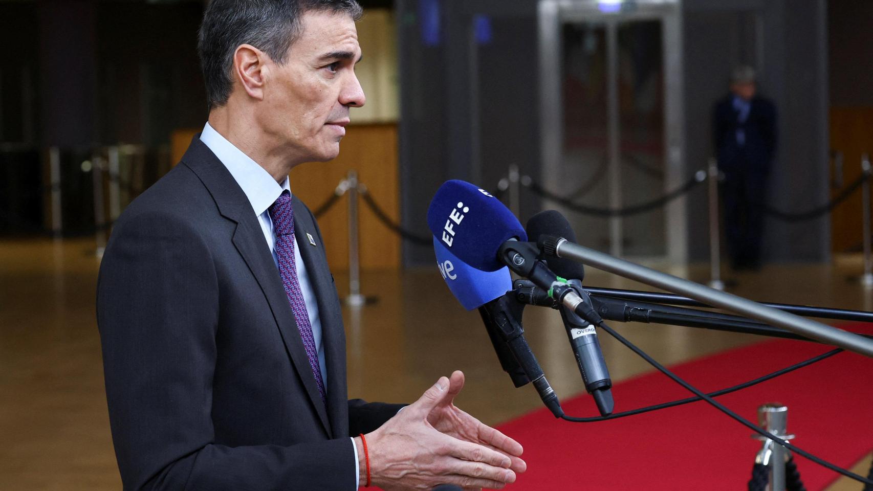 Sánchez asegura que no siguió la comparecencia de Cerdán y acusa a "la derecha política y mediática" de "blanquear a Vox"