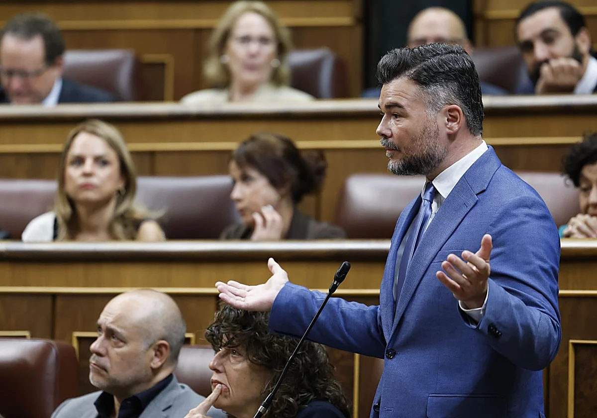 Rufián: «Le tengo un enorme afecto a Zapatero, pero tengo ojos en la cara»
