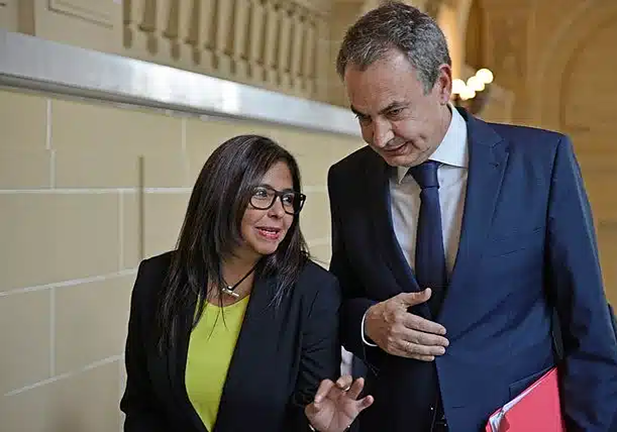 Vox pide a la Audiencia Nacional que retire el pasaporte a Zapatero por riesgo de fuga