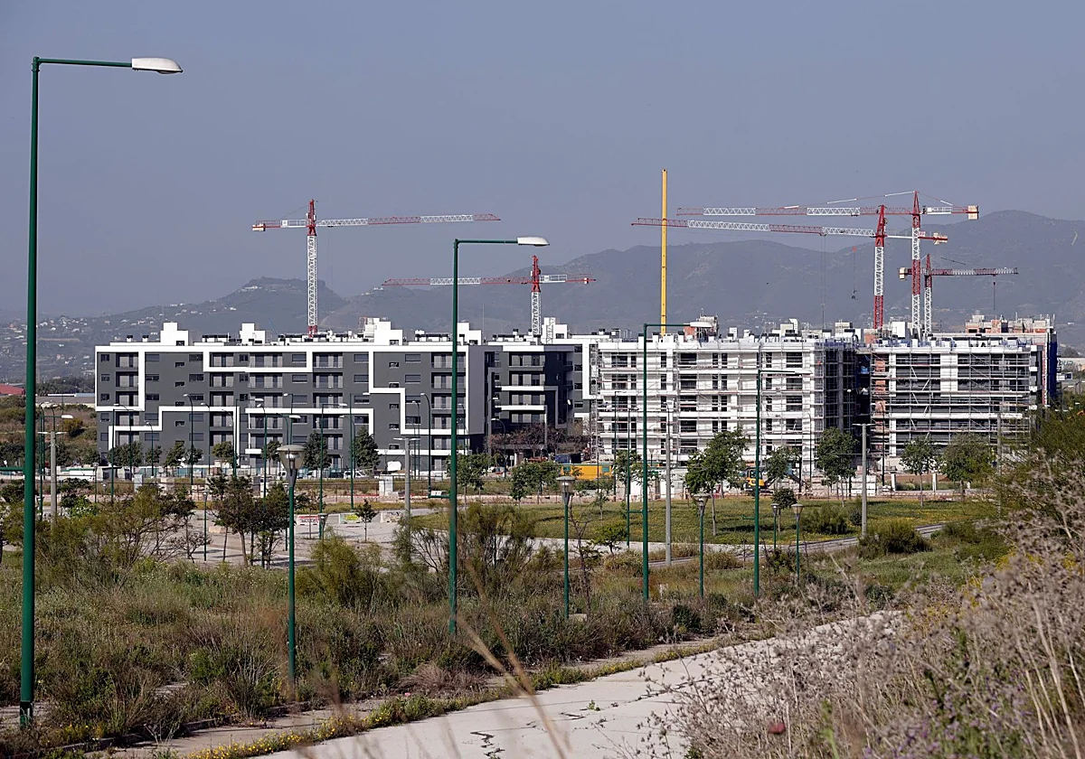 Casi veinte mil personas aspiran a una vivienda de protección oficial en Málaga