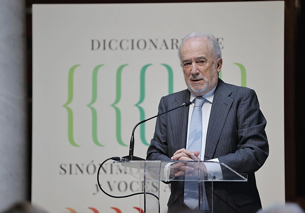 La RAE presenta su primer diccionario de sinónimos y antónimos con 255.000 términos afines