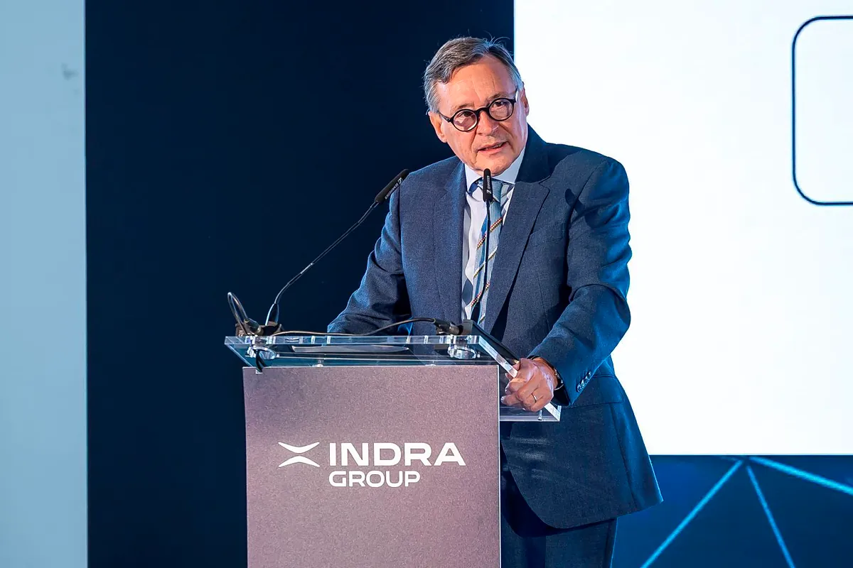 Simón prepara una sustitución exprés de De los Mozos en Indra