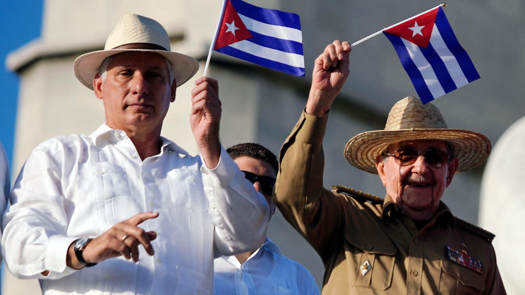 EEUU reproduce en Cuba la 'vía Maduro': imputa a Raúl Castro y planea un ataque para forzar un cambio de régimen
