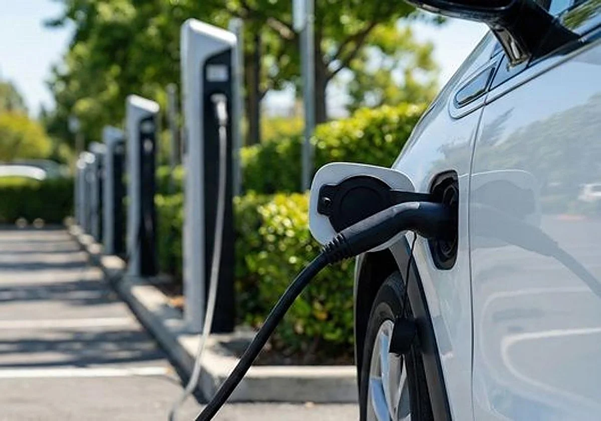 Con 54.000 puntos de recarga viajar en eléctrico sigue siendo un reto por precios y averías