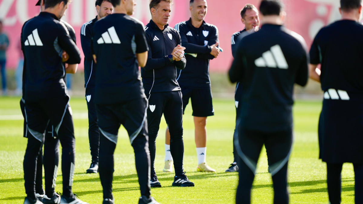 García Plaza prepara la visita al Celta con cinco bajas en el entrenamiento