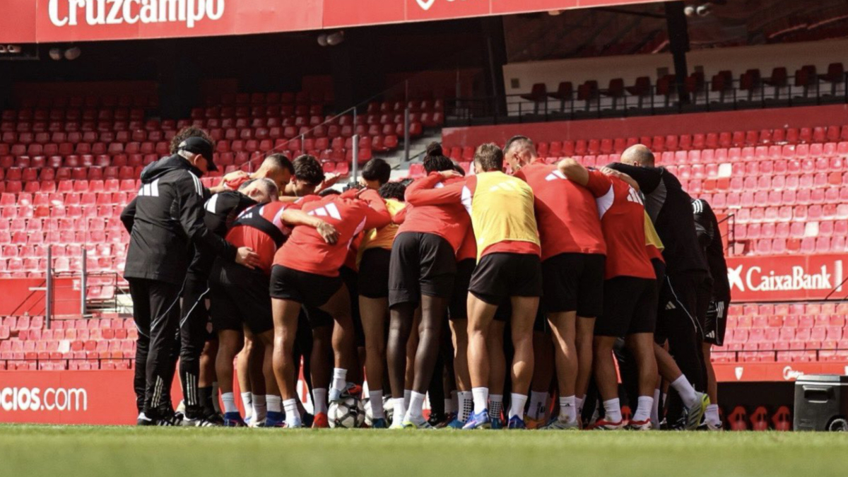 La venta del Sevilla congela los movimientos en el mercado