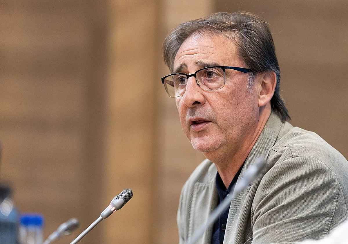 Loren Juarros explica que la voluntad de ampliar a Chupete vino del jugador