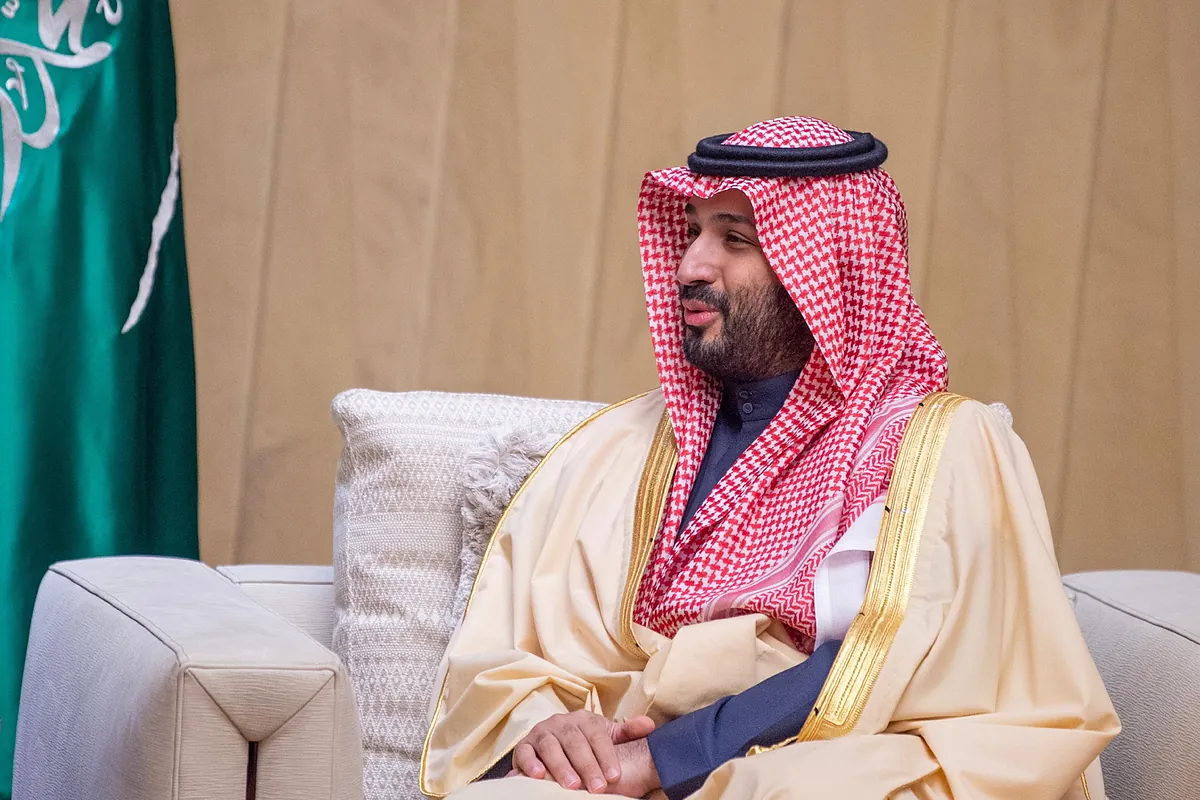 Arabia Saudí suspende los nuevos contratos de consultoría debido al efecto de la guerra en las finanzas