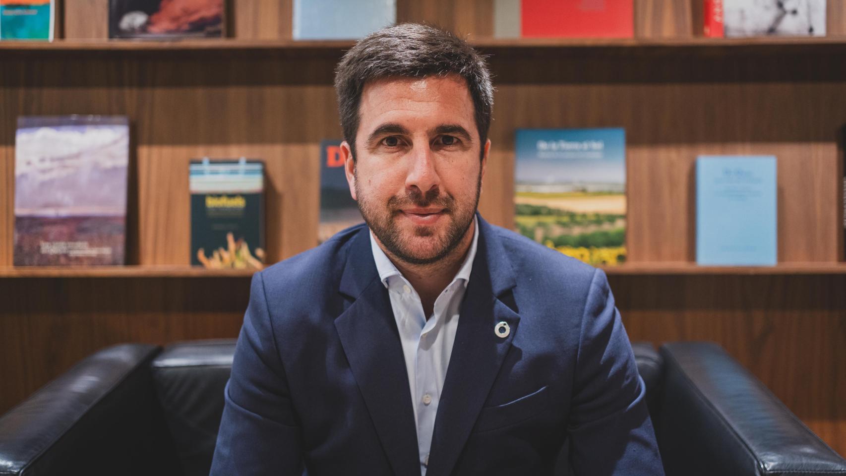 Enrique Riquelme comunica oficialmente al Real Madrid su intención de presentar su candidatura a las elecciones