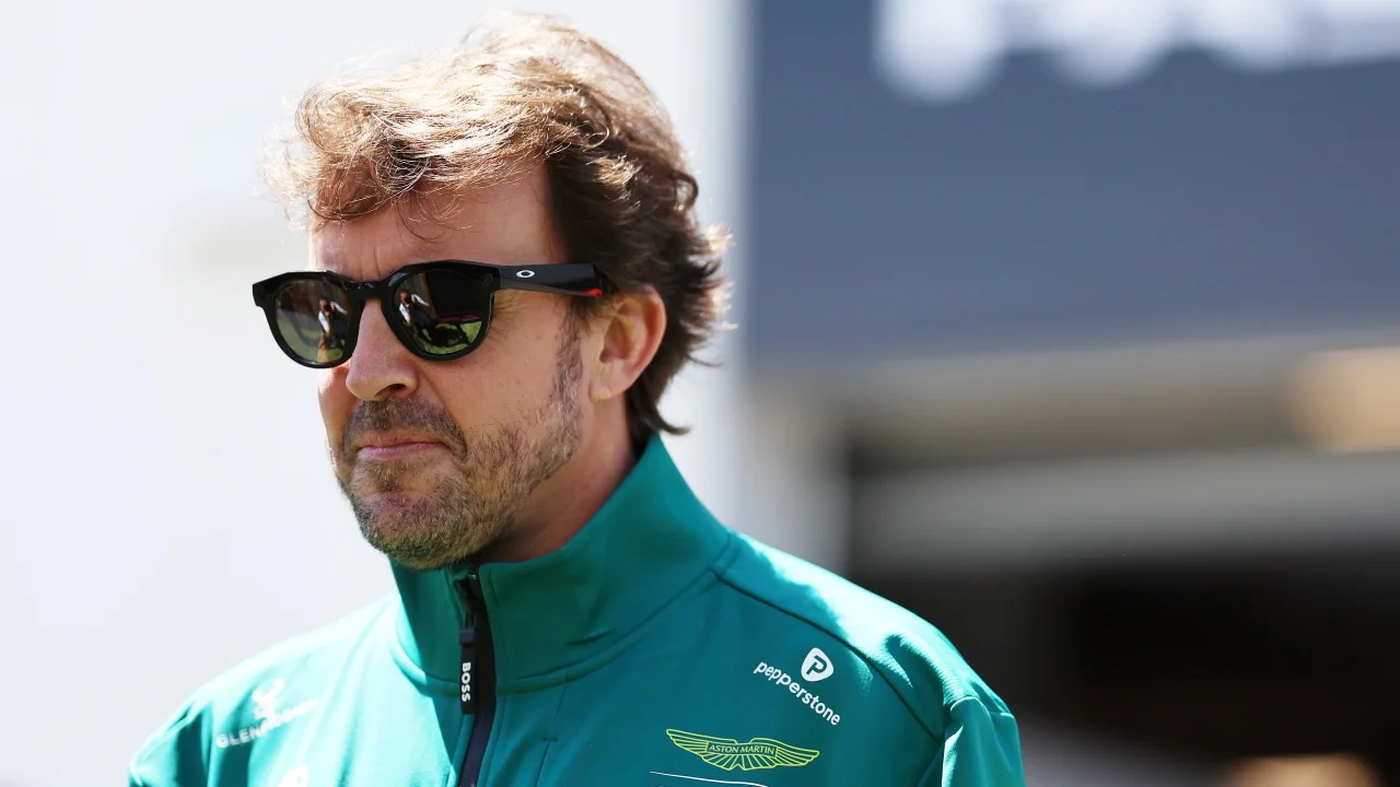 Alonso, cada vez más cerca de continuar en la F1: “Mientras sea el más rápido en todo lo que hago…”