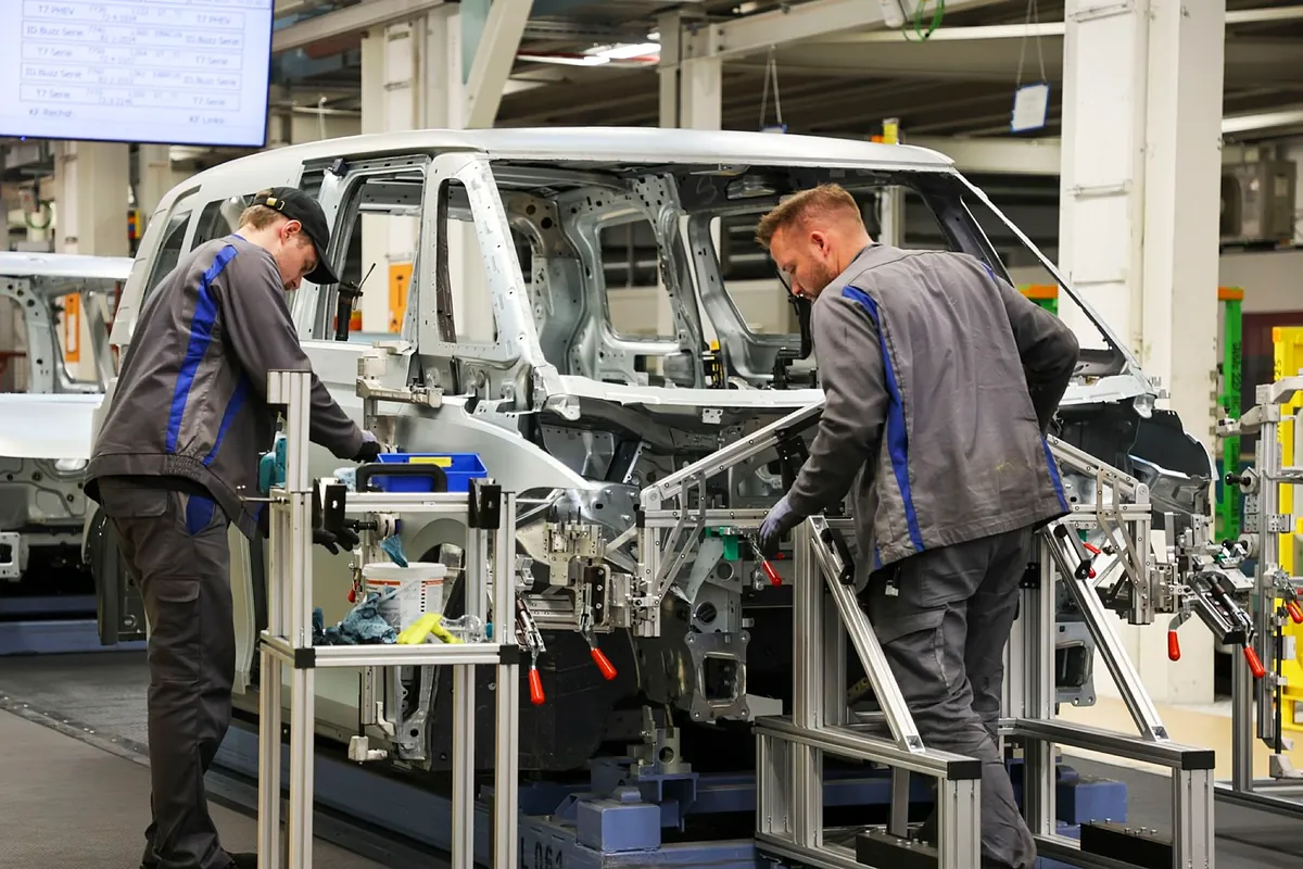 La eurozona ahonda en su contracción con crecientes presiones inflacionistas