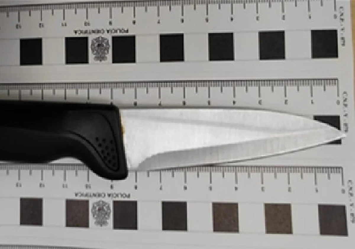 Detenido por atacar a un hombre con un cuchillo y herirle el brazo para robarle el patinete en Málaga