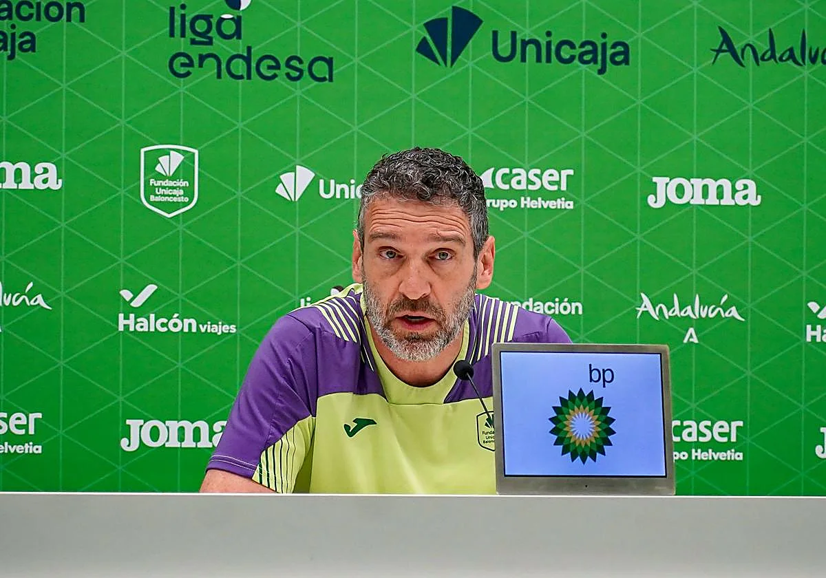 Ibon Navarro: «Nos hubiera gustado un fichaje para subsanar carencias, pero no ha llegado»