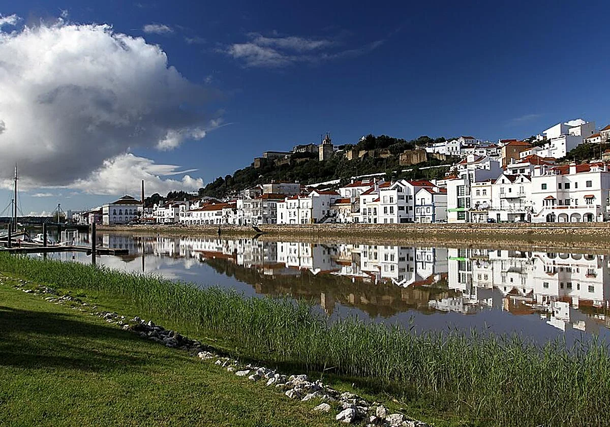 Mother and stepfather arrested in Portugal after allegedly abandoning young children 1,500 miles from home
