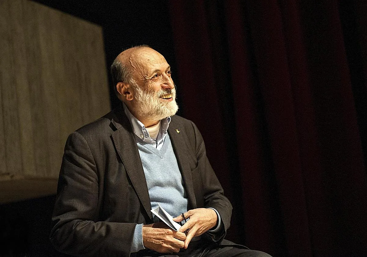 Muere Carlo Petrini, el fundador del movimiento Slow food que luchó contra la comida rápida