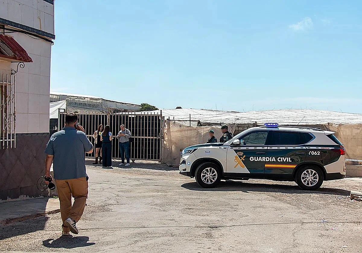 «Voy a matarte»: el investigado por el doble crimen de El Ejido apuñaló a su mujer dos días antes