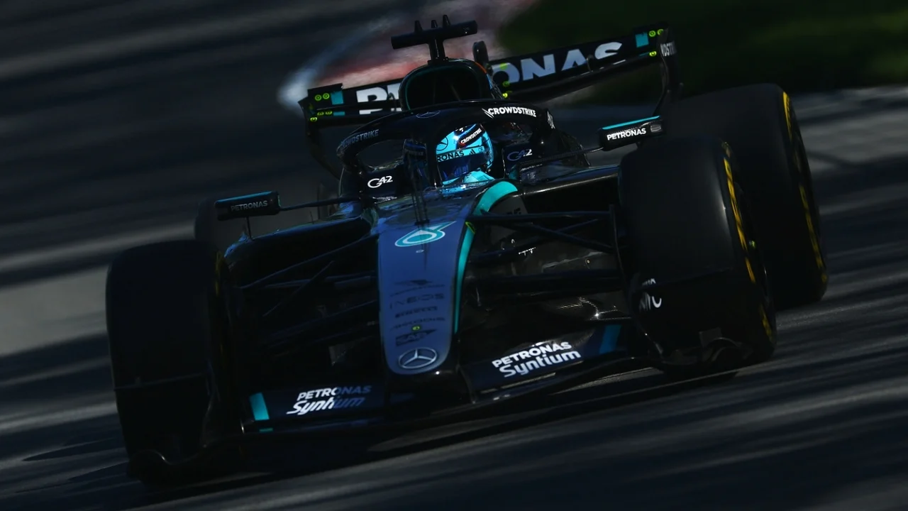 Russell ganó la carrera sprint en Canadá tras una polémica maniobra con Antonelli que dio de que hablar; amargo abandono de Alonso