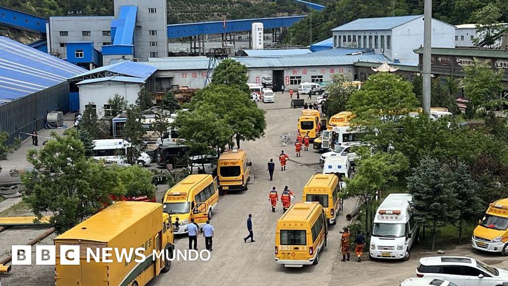 Al menos 82 personas murieron en una explosión en una mina de carbón en China
