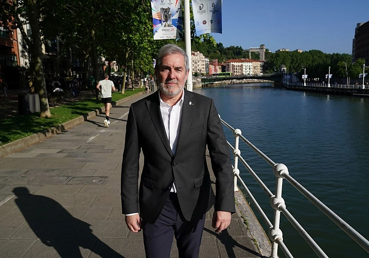 «Lo oportuno es que Sánchez se someta a una cuestión de confianza»