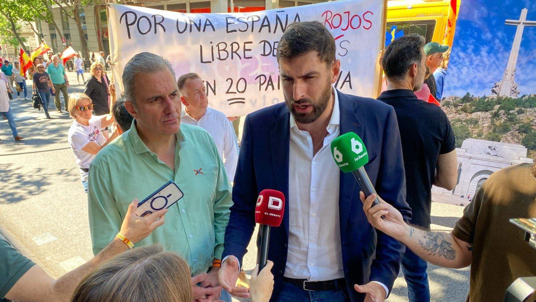 Antelo y Smith reprochan el "personalismo más absurdo" de Vox en Abascal y piden "una alternativa seria" frente al PSOE