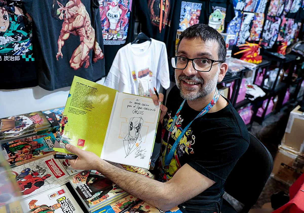 Salva Espín, dibujante de superhéroes: «Nunca me canso de dibujar a Deadpool»