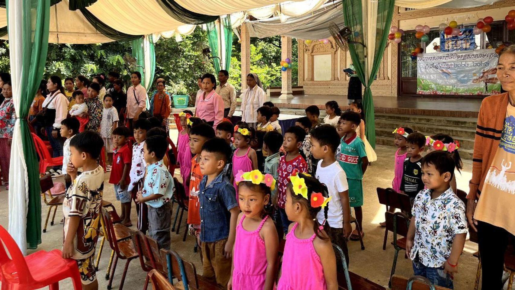 El proyecto que abre una puerta a la infancia más vulnerable en Camboya: "La educación es una oportunidad real de desarrollo"