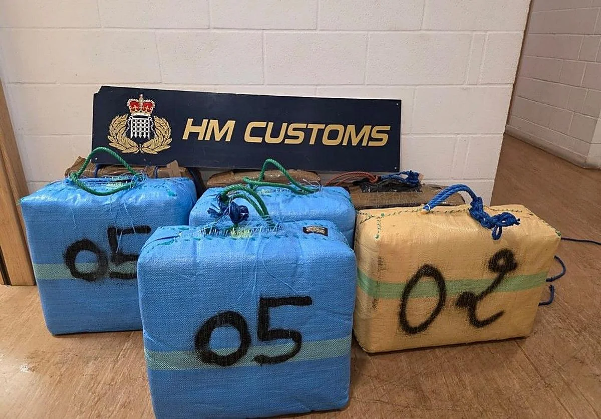 Cannabis resin seized off Gibraltar coast by HM Customs