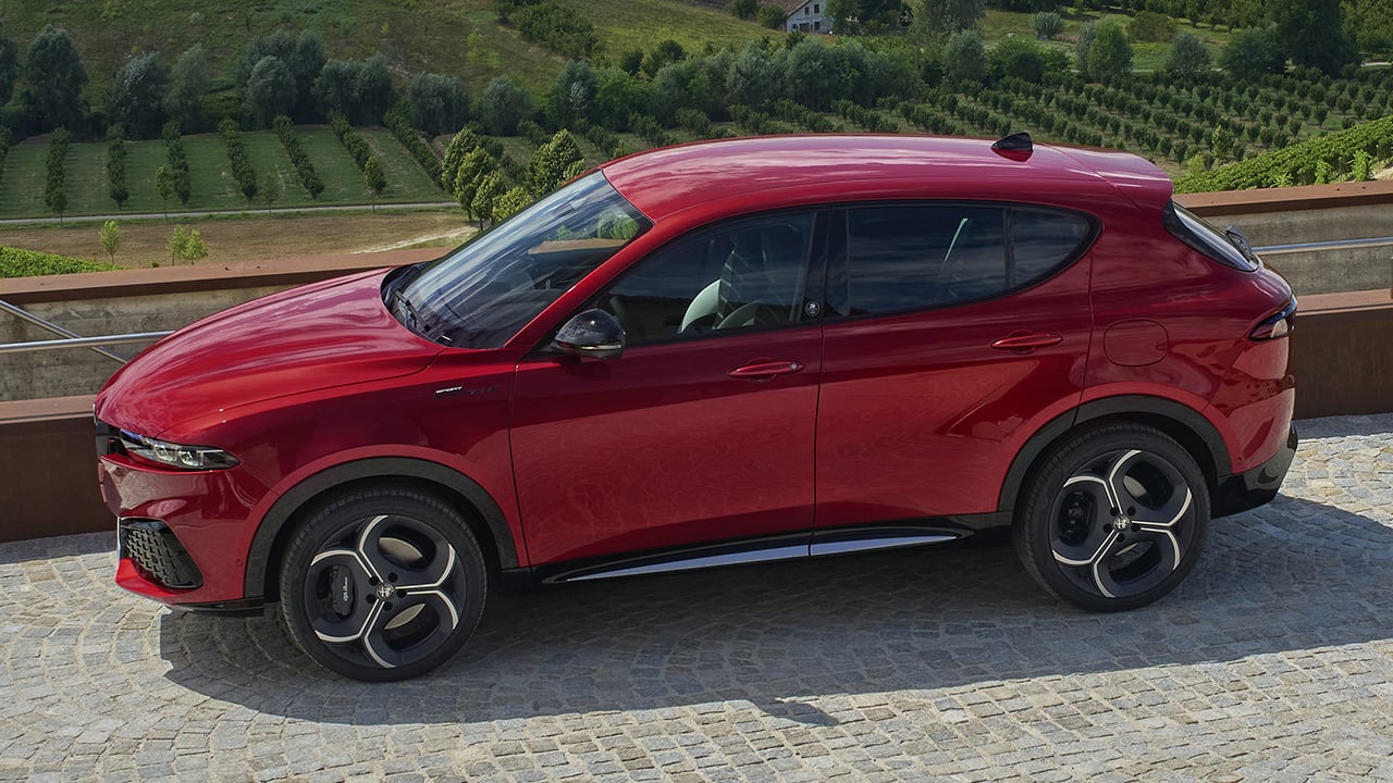 Este SUV es una gran alternativa al Audi Q3 y, con 3.600 € de rebaja, etiqueta ECO y un diseño renovado, también desafía al Mercedes GLA