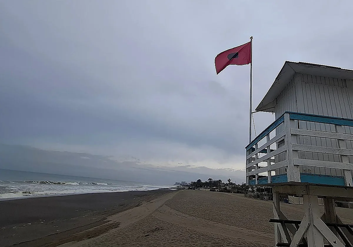 Two Torremolinos beaches reopen for swimming after receiving all-clear following sewage leak