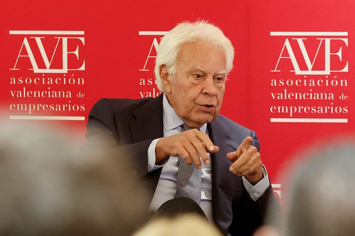 Felipe González defiende que debería haber elecciones "este año"