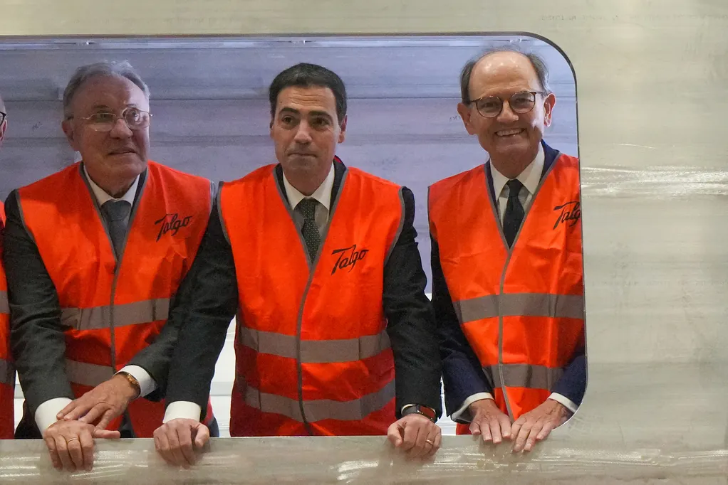 Pradales: "Hoy es un gran día porque Talgo vuelve a casa"