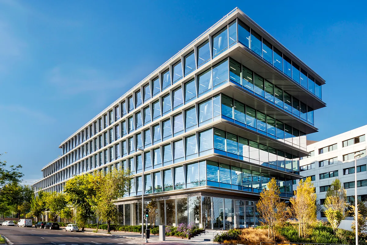 GMP ultima la compra de la sede en Madrid de AstraZeneca