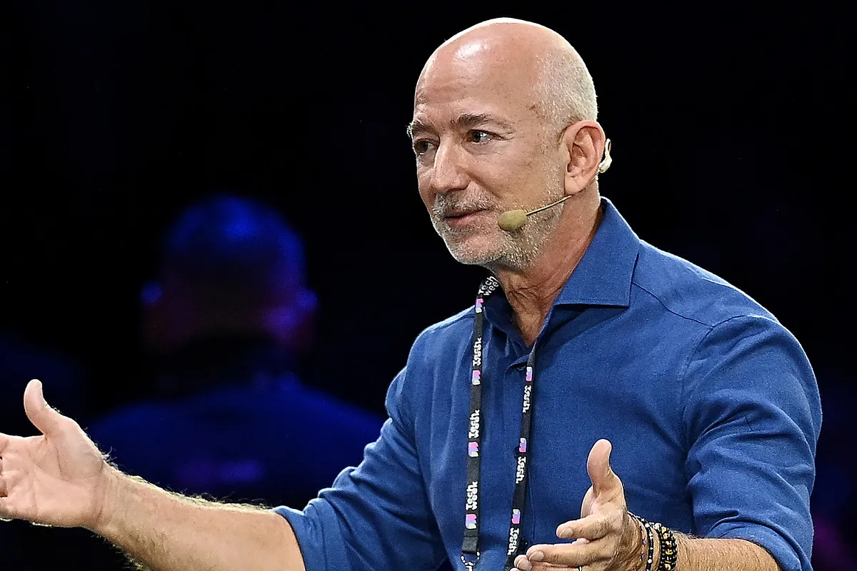 Jeff Bezos aboga porque la mitad de la población con pocos ingresos no pague impuestos sobre la renta