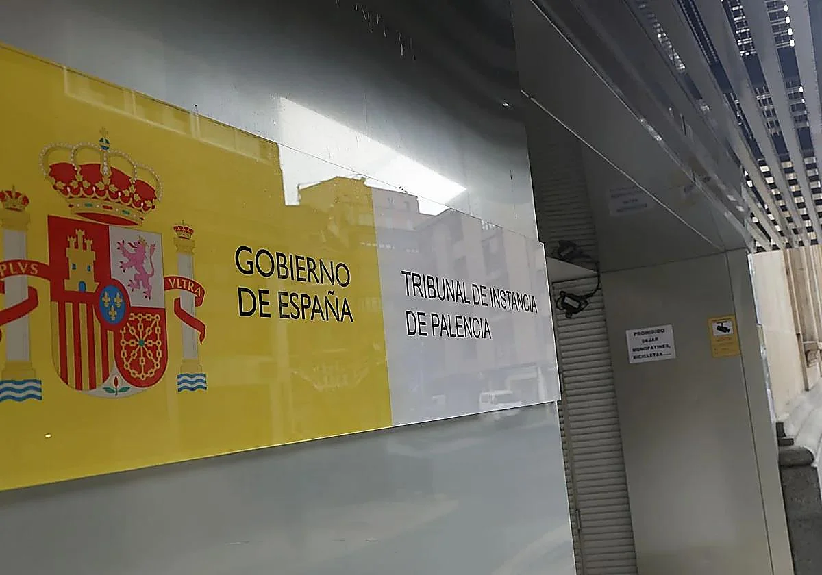 El juicio por golpear a su hija de 8 años mientras cumplía el régimen de visitas, para sentencia